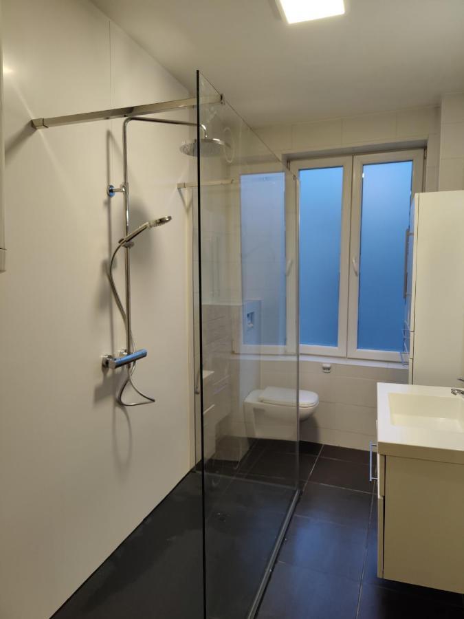 B&B Leopold & Appartementen Σιντ-Τρουίντεν Εξωτερικό φωτογραφία