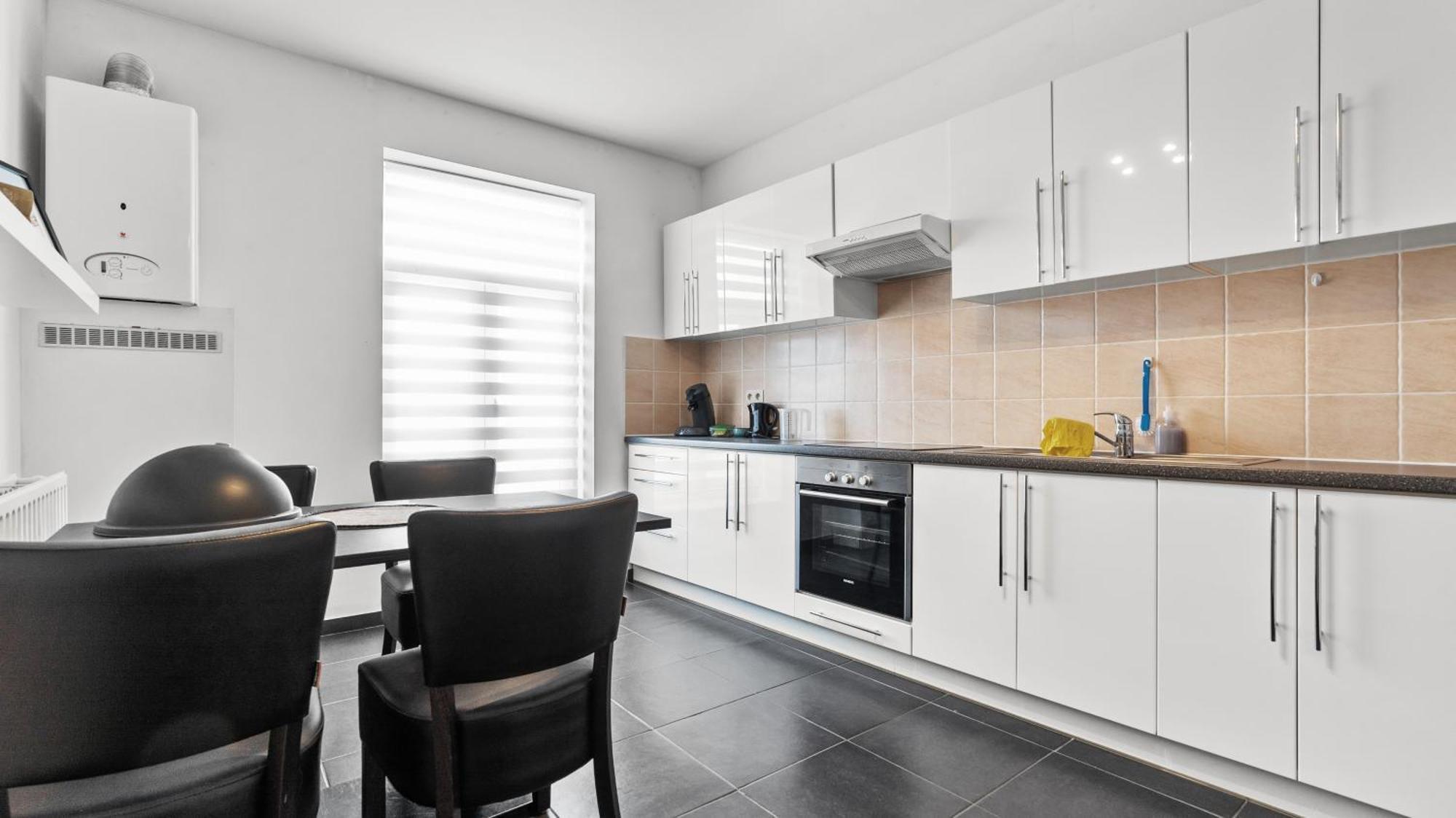 B&B Leopold & Appartementen Σιντ-Τρουίντεν Εξωτερικό φωτογραφία