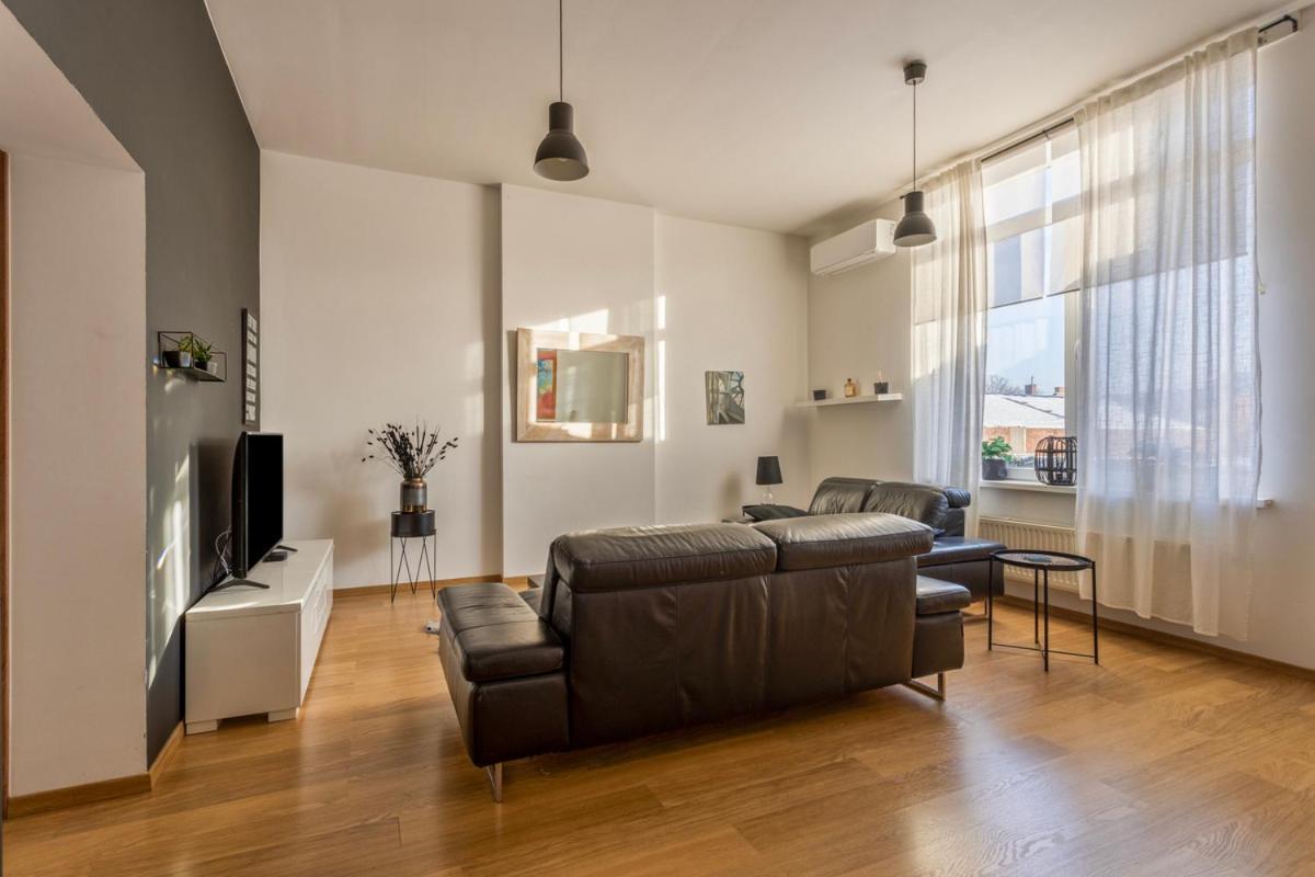 B&B Leopold & Appartementen Σιντ-Τρουίντεν Εξωτερικό φωτογραφία