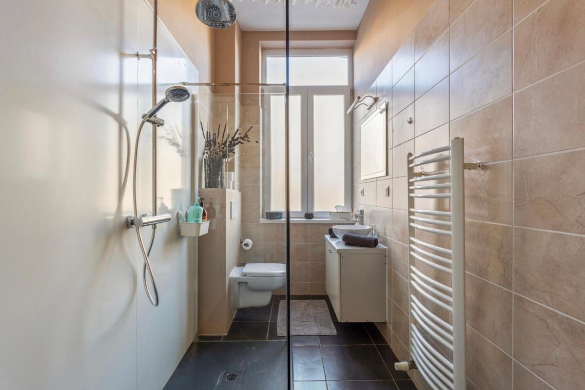 B&B Leopold & Appartementen Σιντ-Τρουίντεν Εξωτερικό φωτογραφία